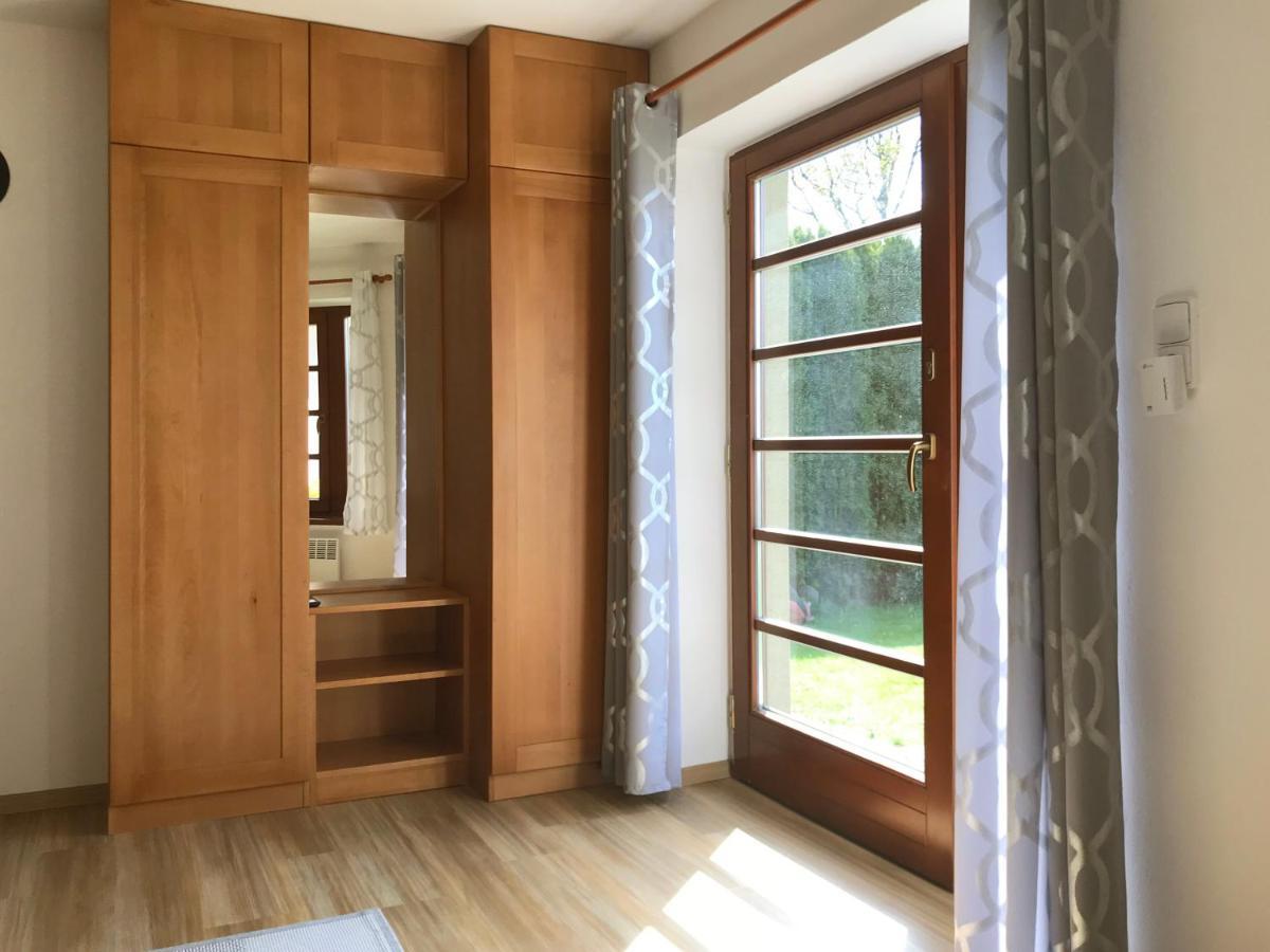 Апартаменты Apartman Hosin Глубока-над-Влтавой Экстерьер фото